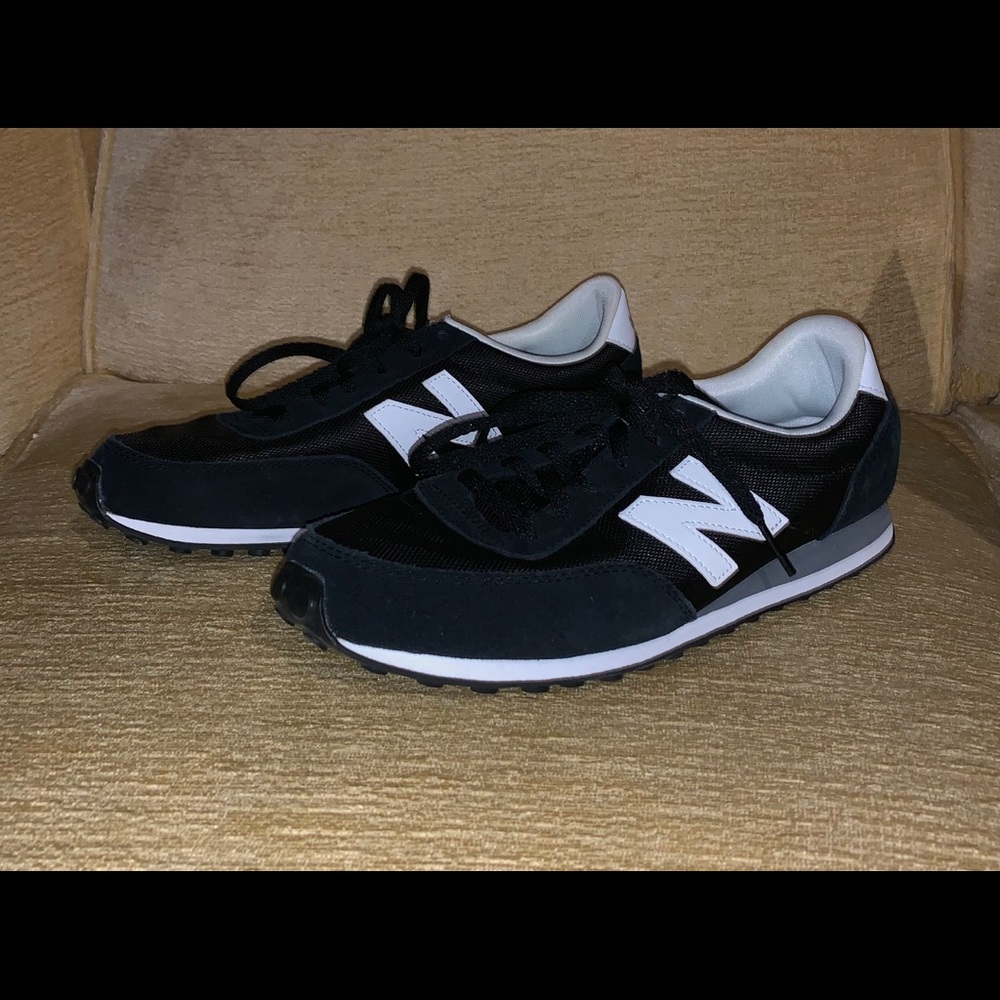 new balance tennis shoes
